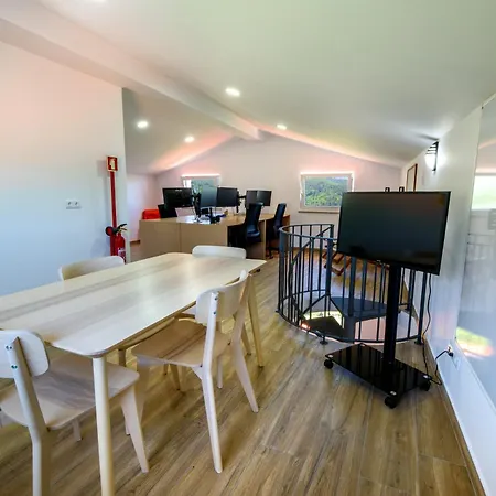 Casa Do Beco - Fabulous 3 Bedroom House With An Office, Seia, Serra Da Estrela Lapa dos Dinheiros Exterior photo