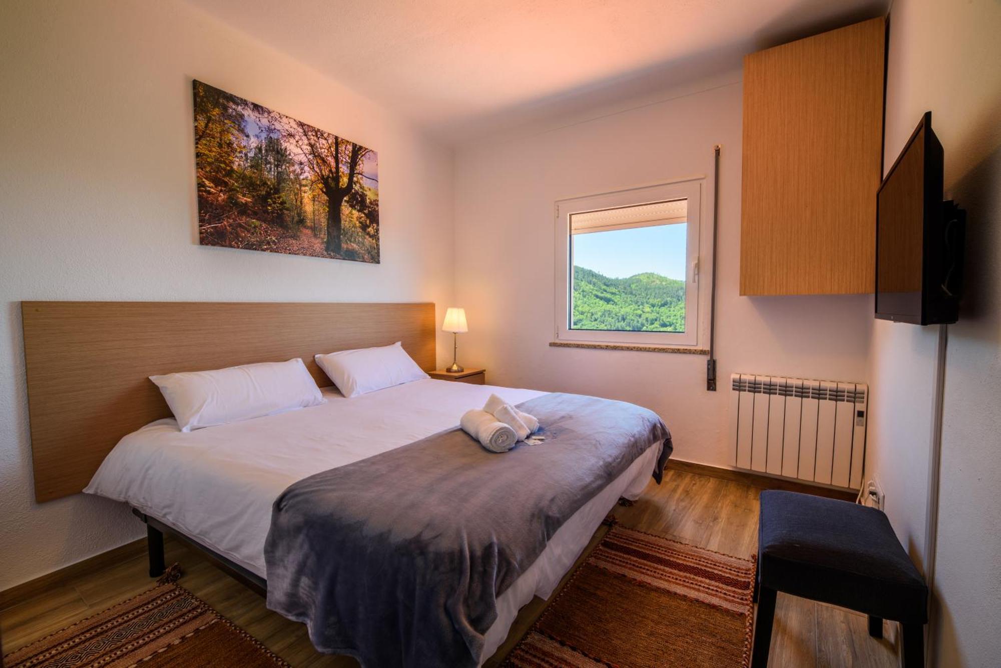 Casa Do Beco - Fabulous 3 Bedroom House With An Office, Seia, Serra Da Estrela Lapa dos Dinheiros